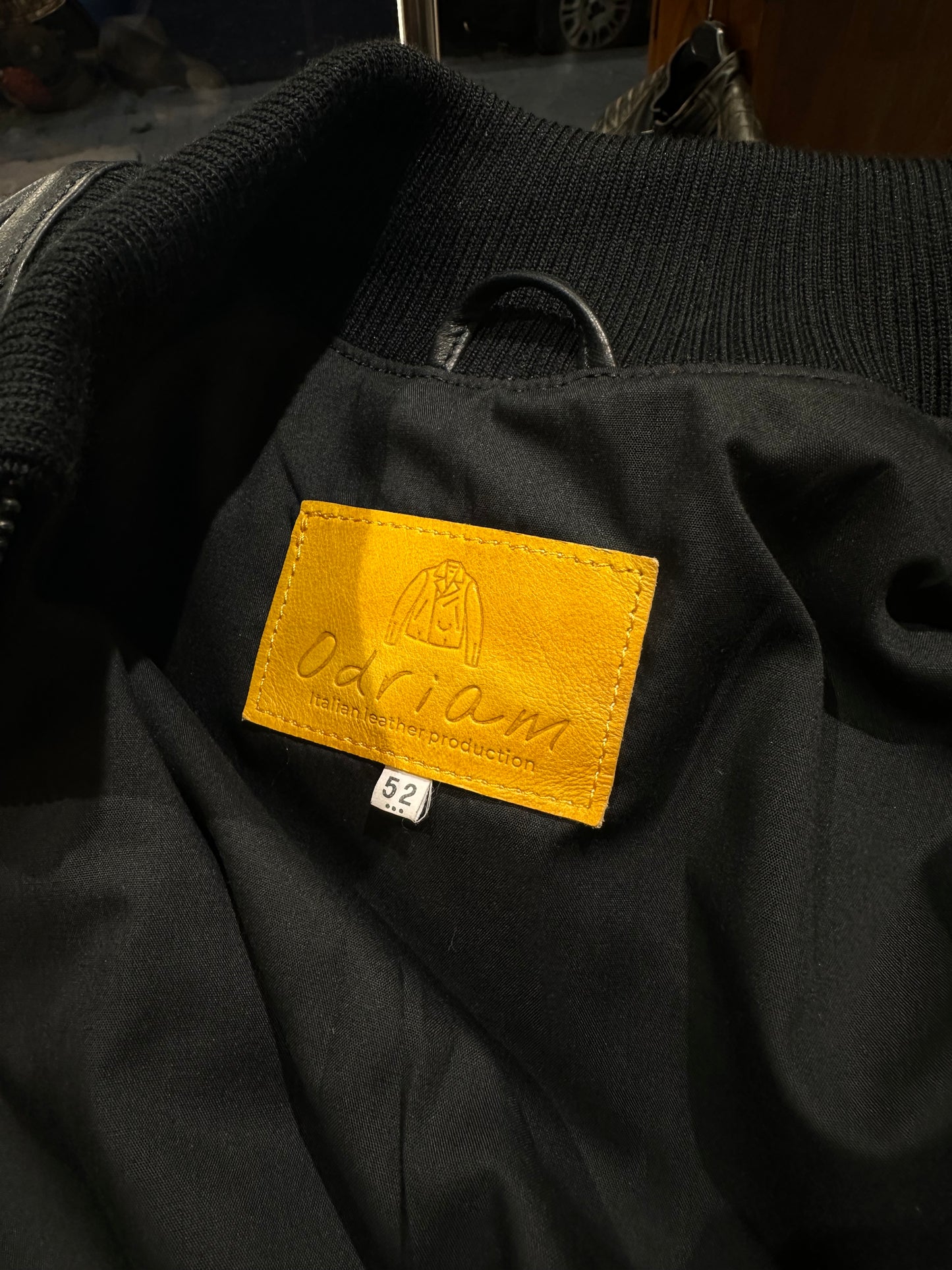 Veste en cuir d'agneau véritable extra-doux « Brera » avec fermeture éclair