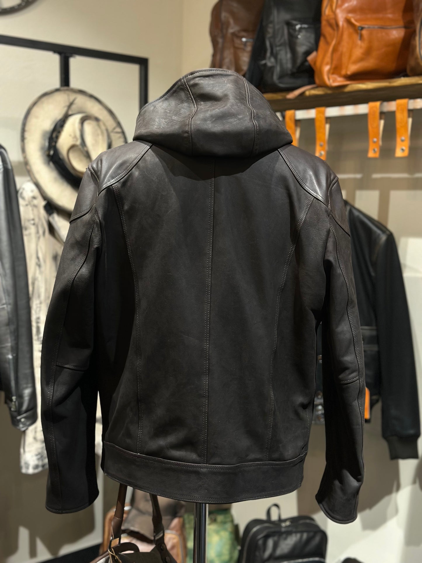 “Vireo” Jacket in genuine oiled calfskin