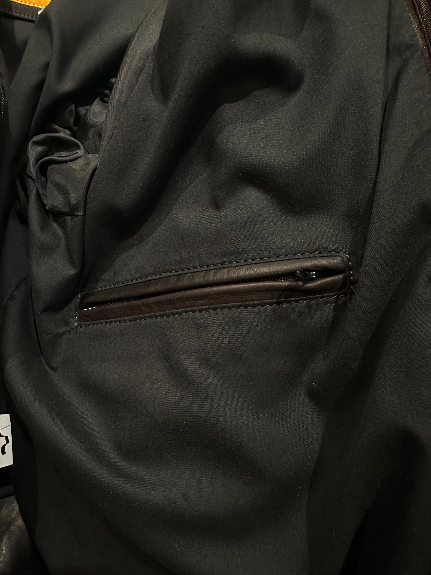 “Vireo” Jacket in genuine oiled calfskin