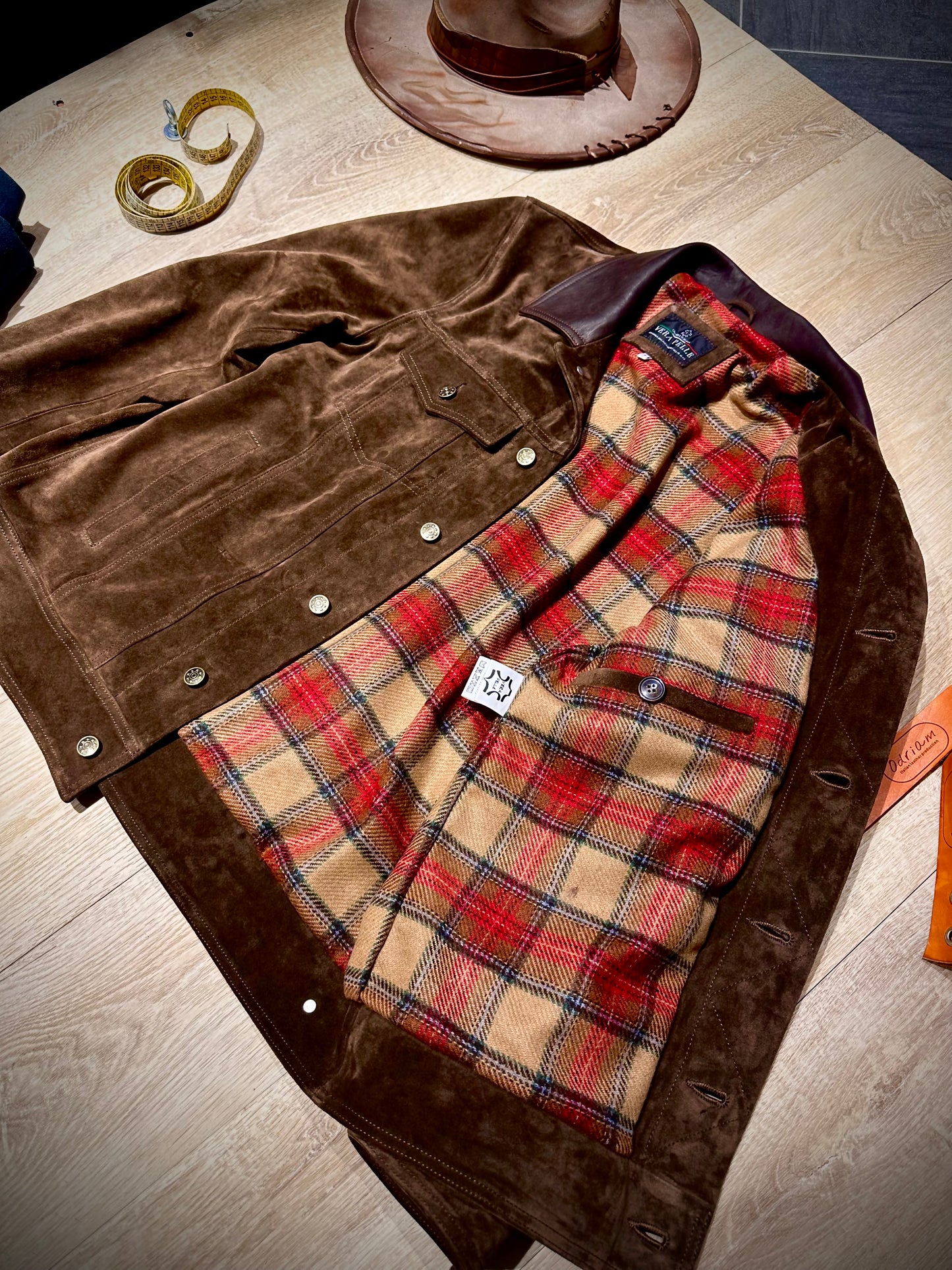 “Trucker” Suede and leather