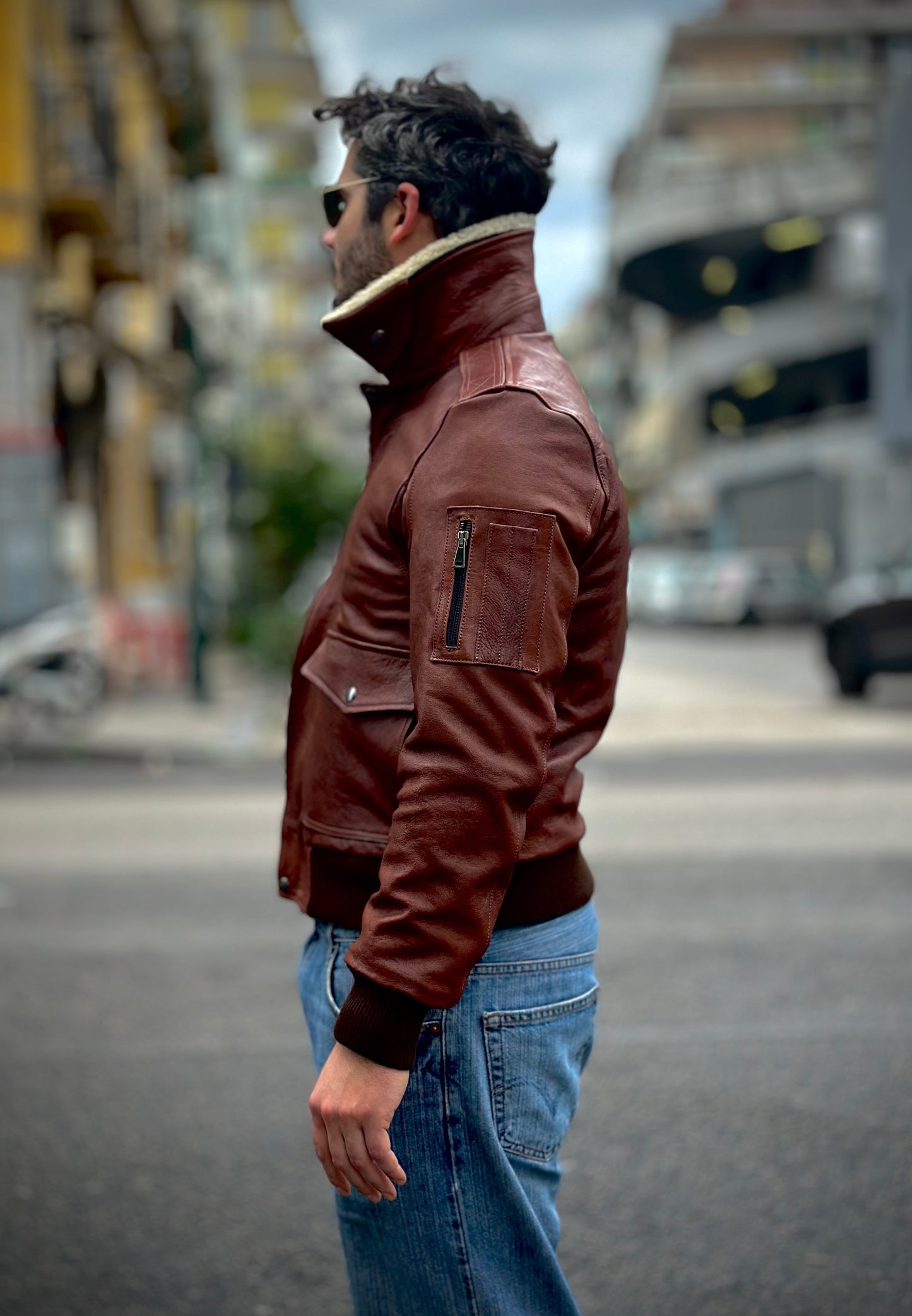 “Falconer” Chestnut vegetable leather sheepskin collar