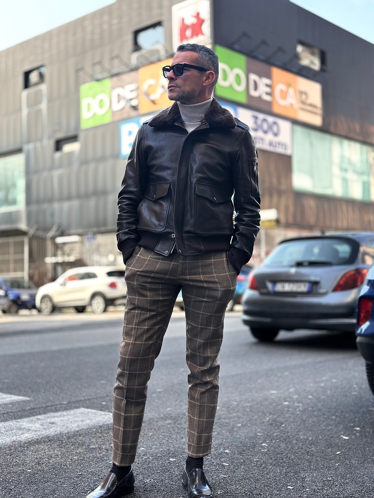 “Falconer” aviator in genuine dark brown vegetable leather