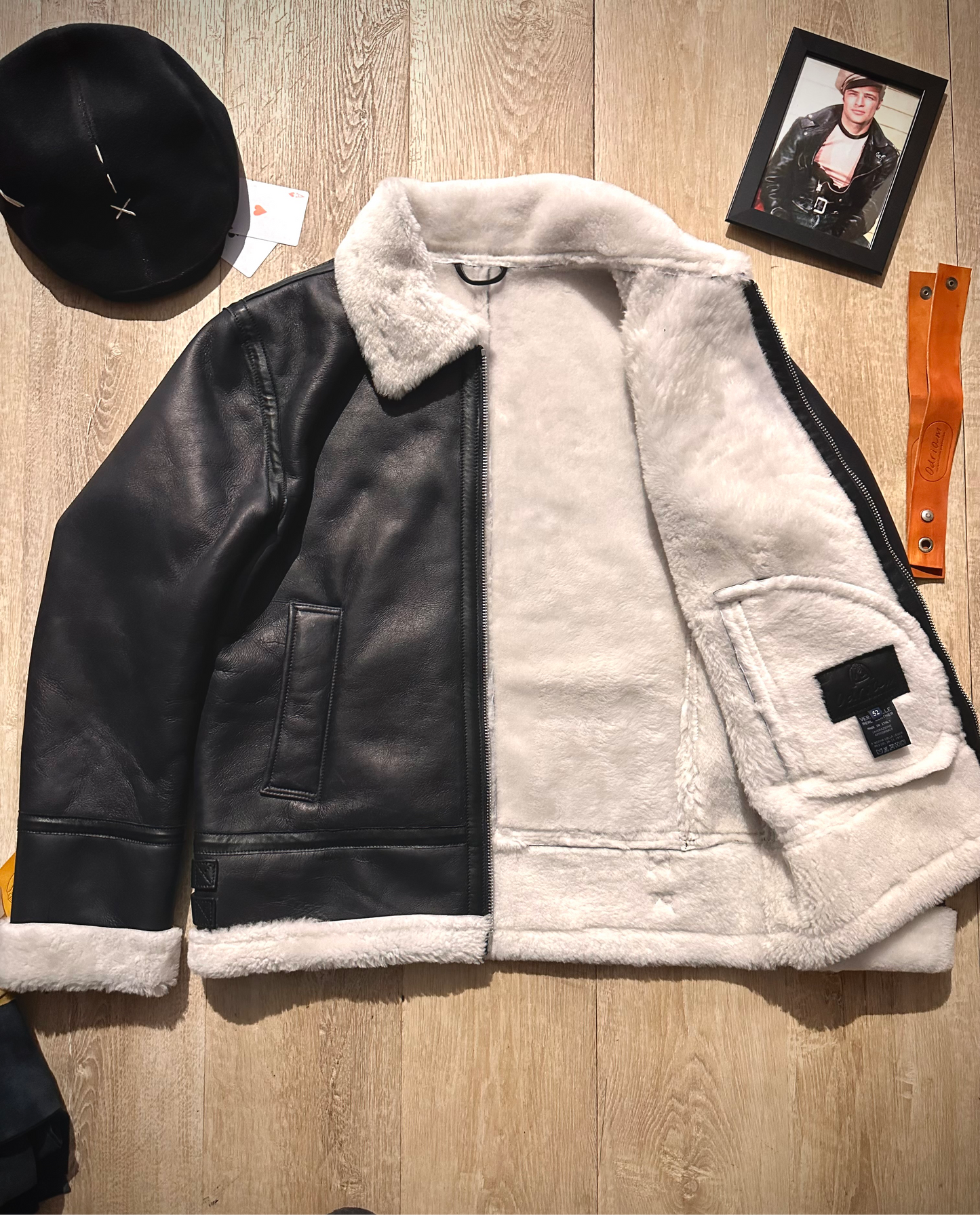 “Locatelli” Montone shearling Nero pelliccia bianca