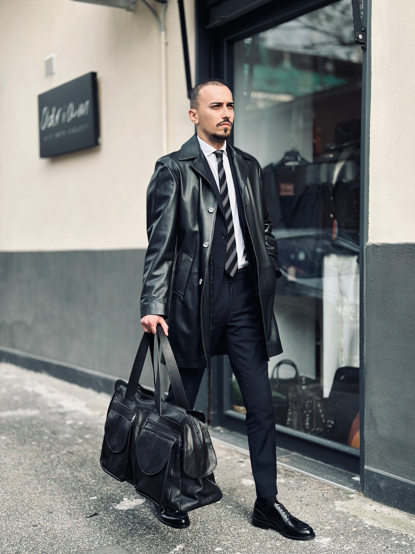 “Captain” 3-button overcoat