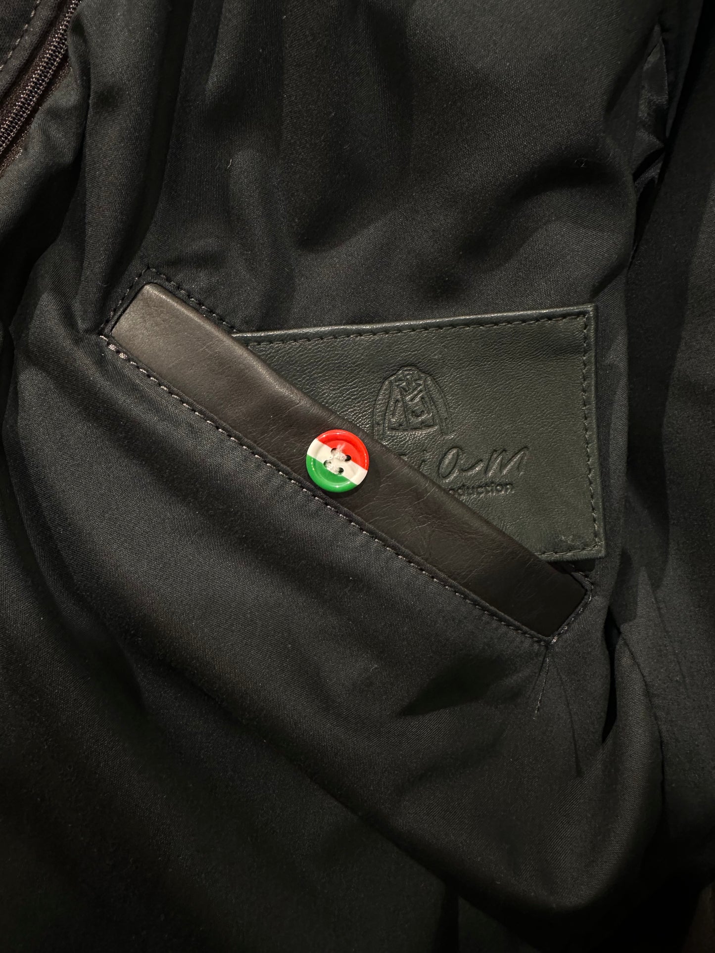 “Vireo” Jacket in genuine oiled calfskin