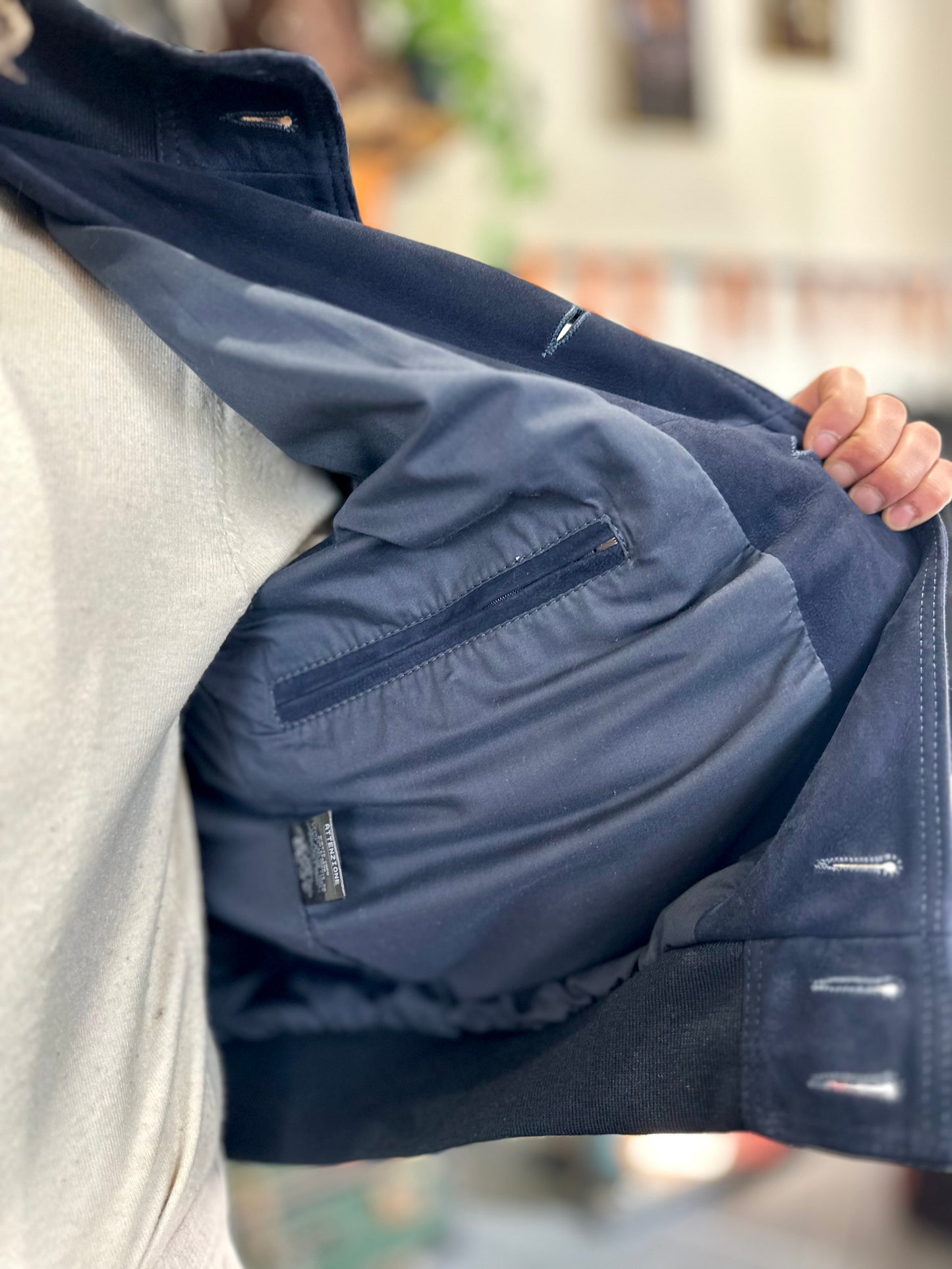 Bomber in camoscio uomo "Brera" — blu scuro con bottoni