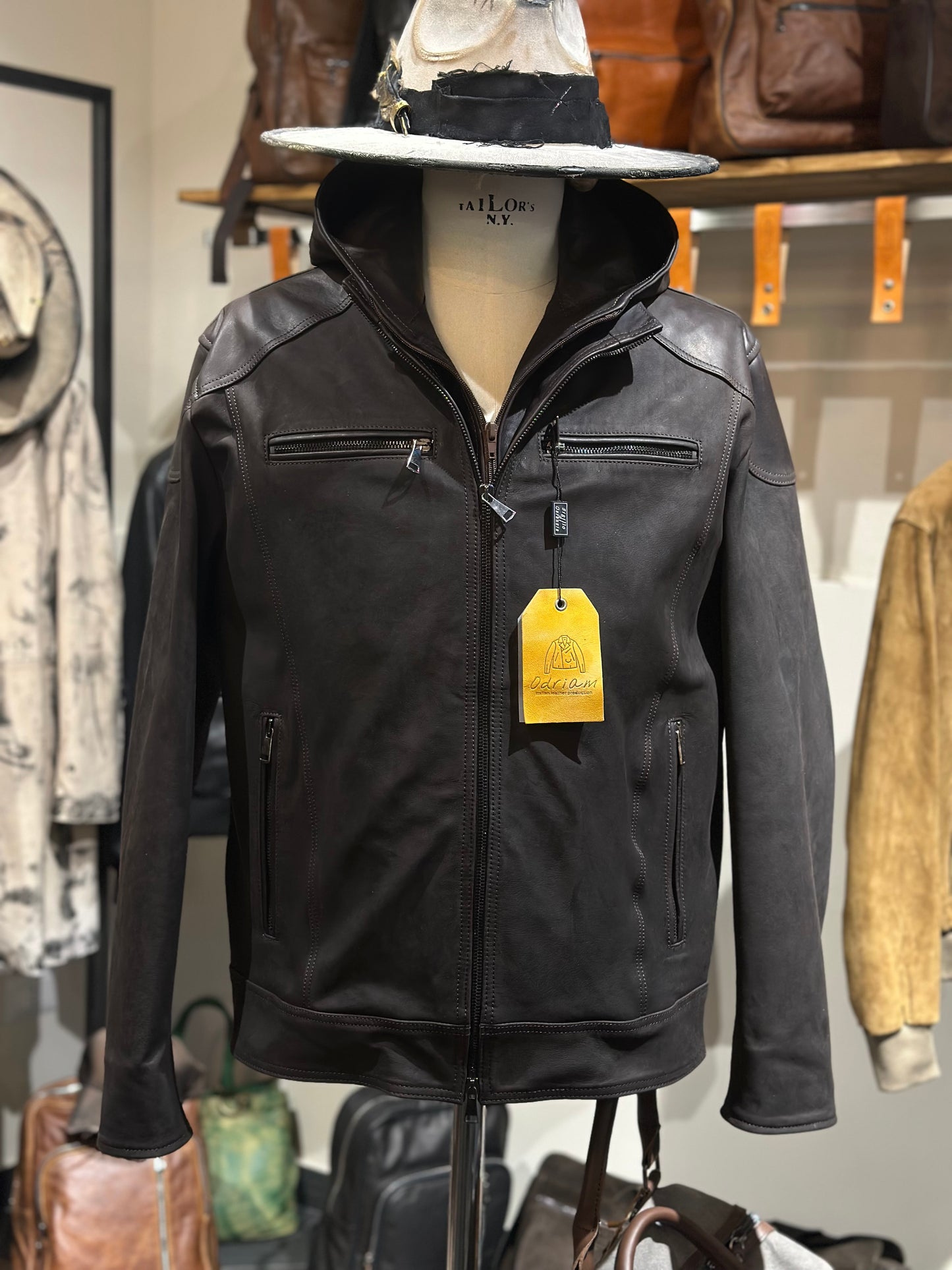 “Vireo” Jacket in genuine oiled calfskin