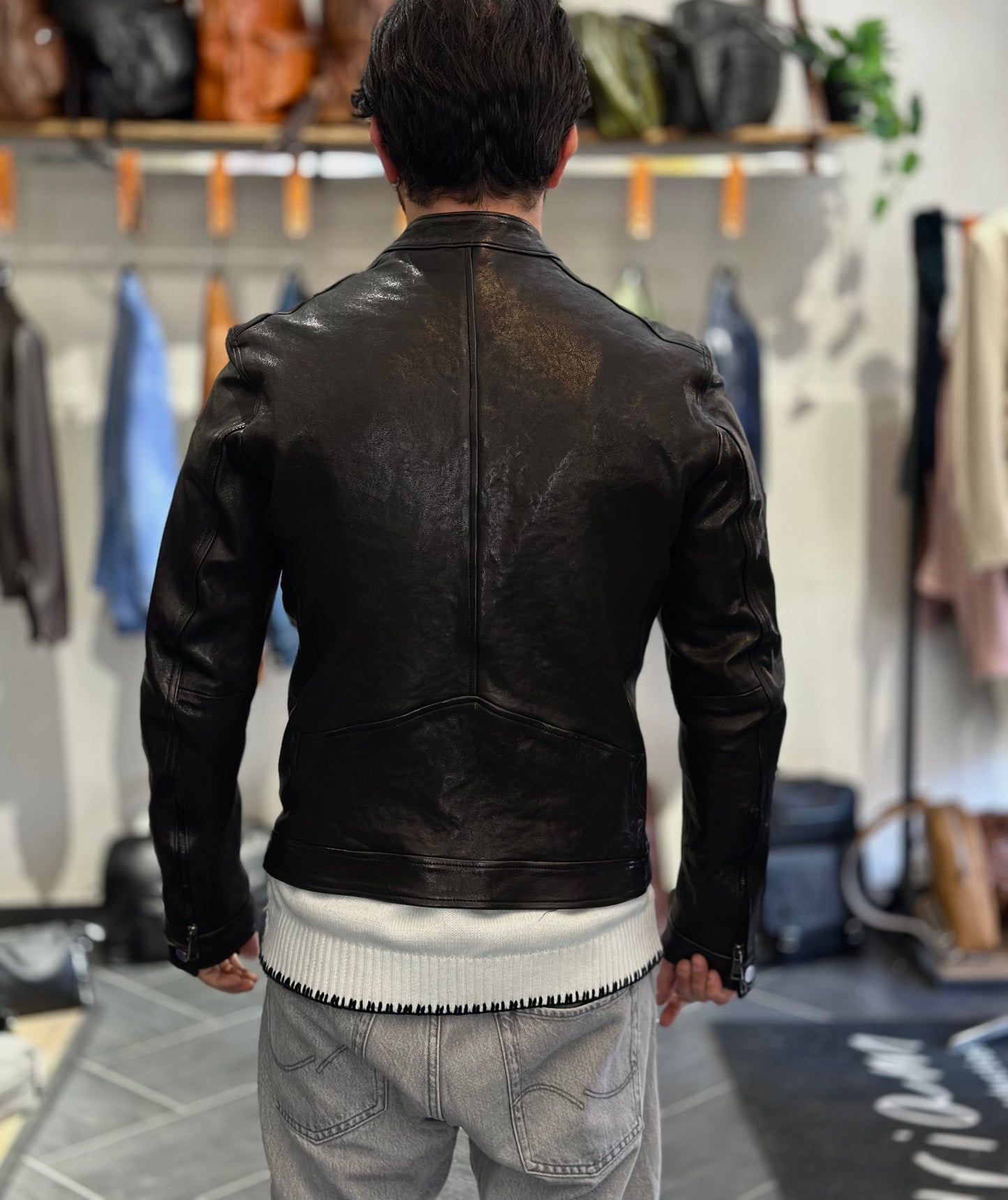 “Biker Rebel” in Washed Vegetable Leather
