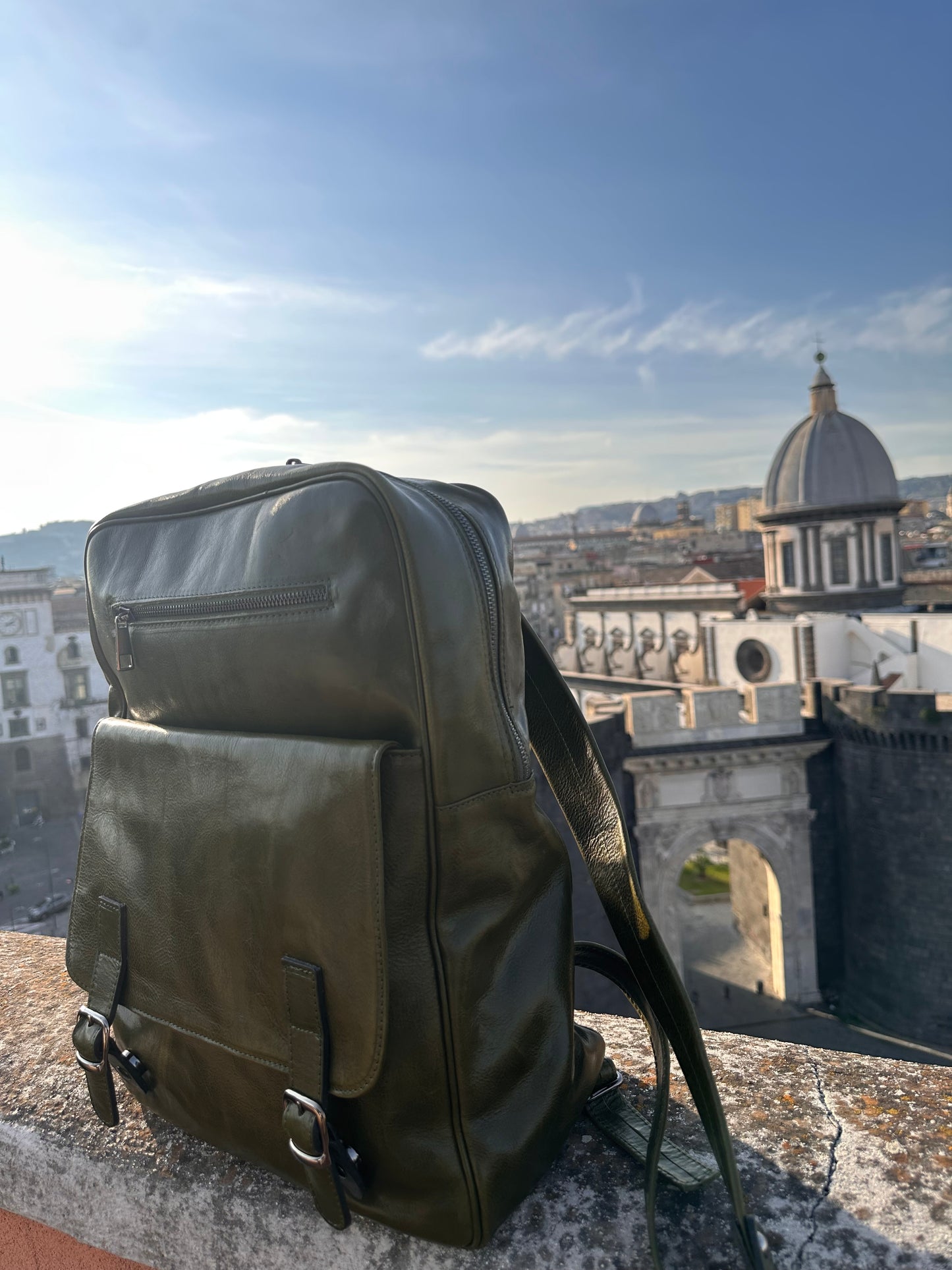 “Verdevento” backpack in olive green genuine vegetable leather