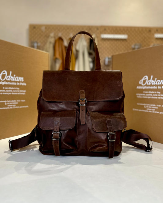 "Explorer" in vitello pull up