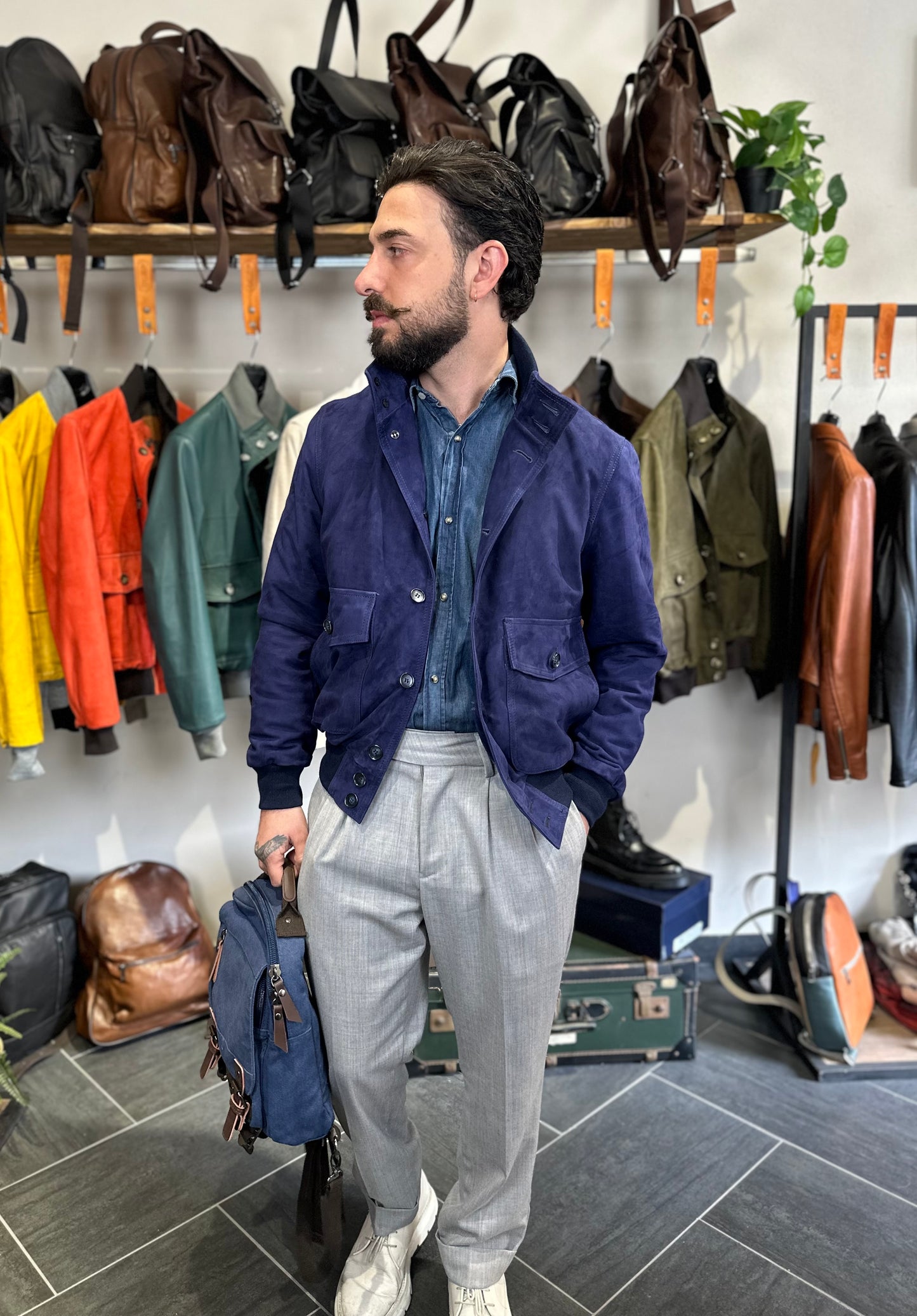 “Brera” in capretto scamosciato Velour Blu