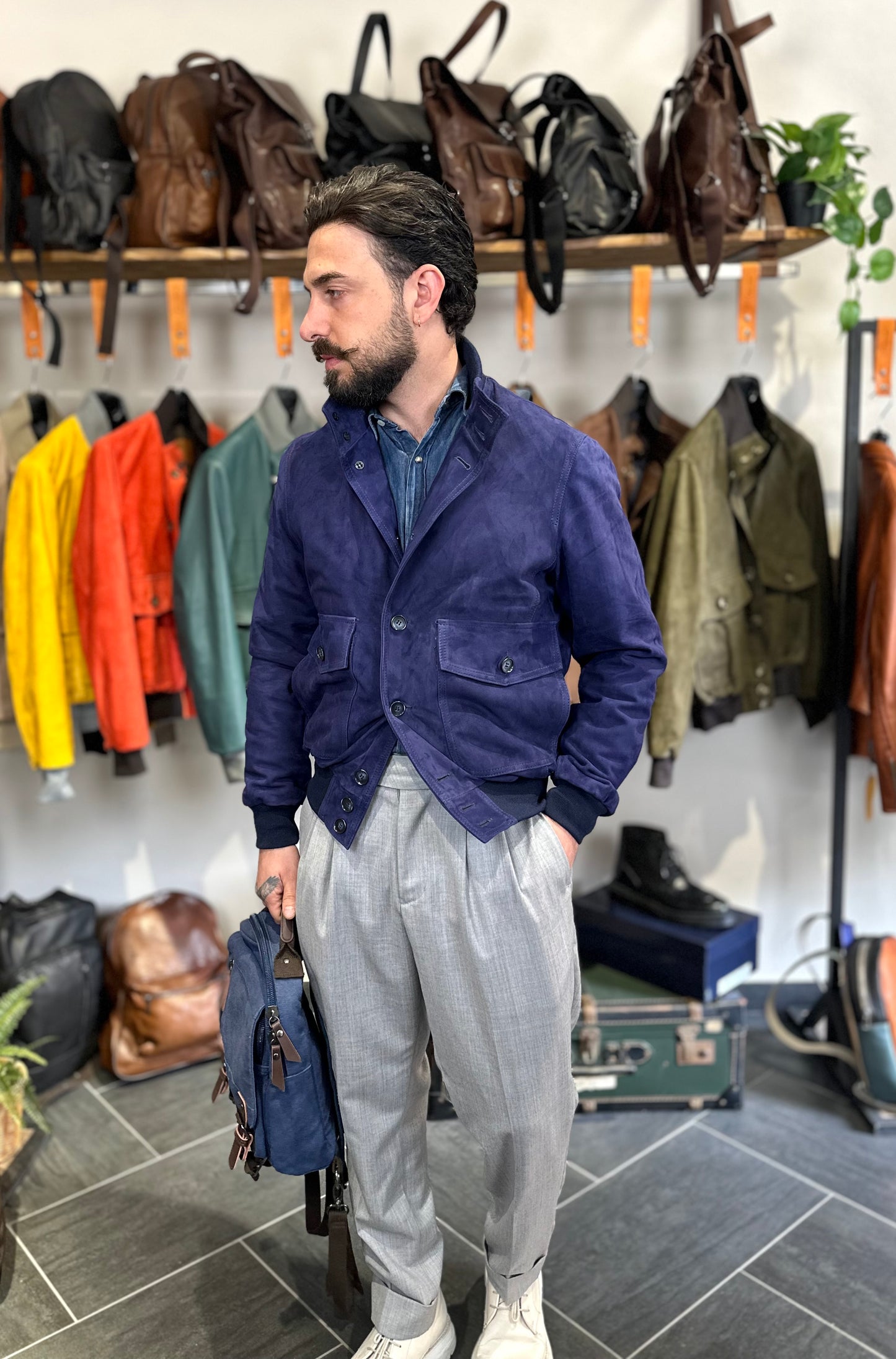 “Brera” in capretto scamosciato Velour Blu