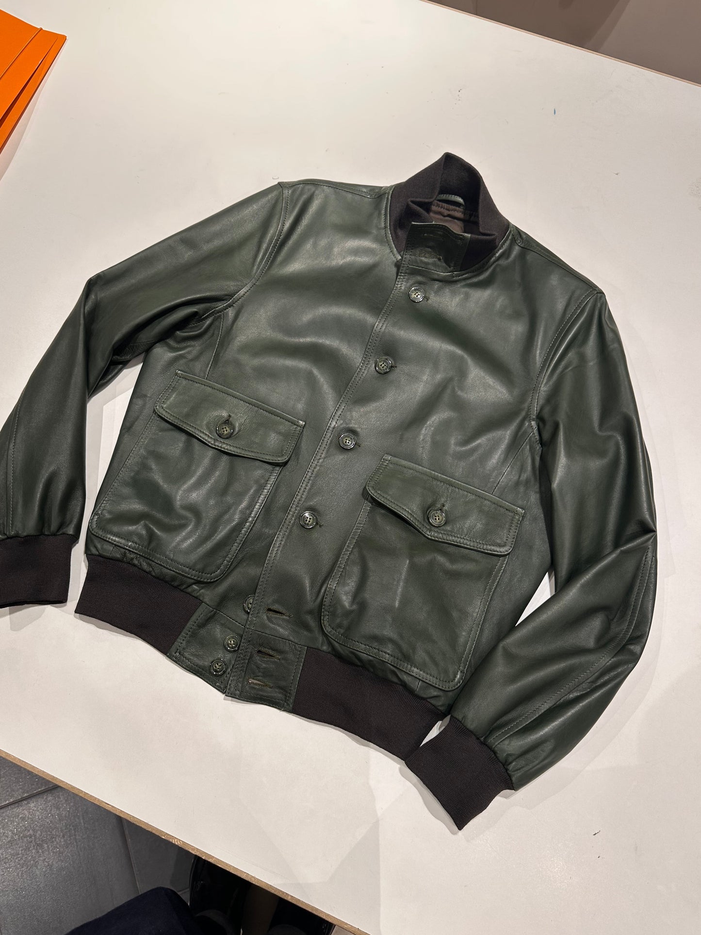 “Brera” in pelle di agnello pieno fiore naturale Luxury verde petrolio scuro
