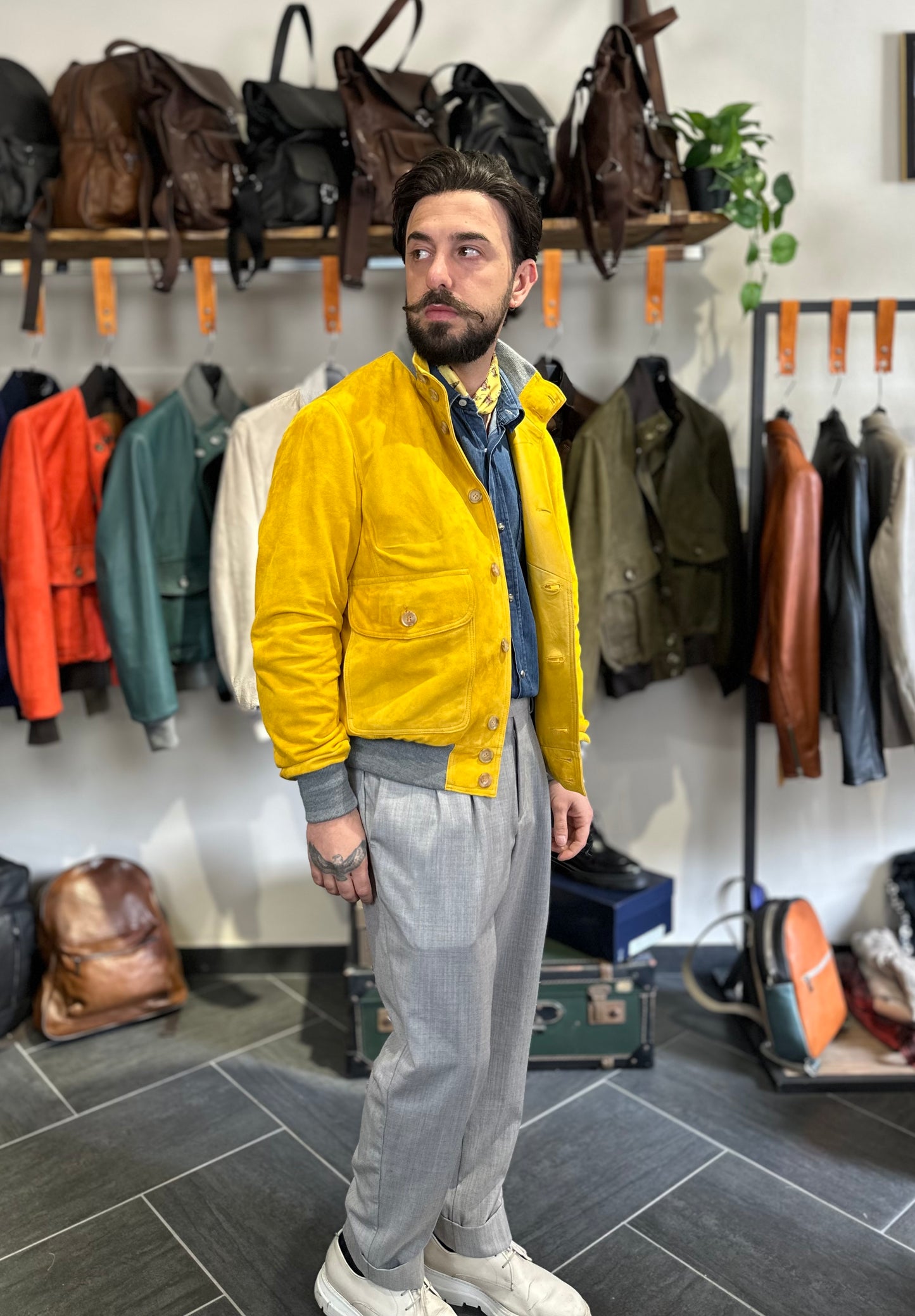 “Brera” in capra scamosciata Velour mimosa