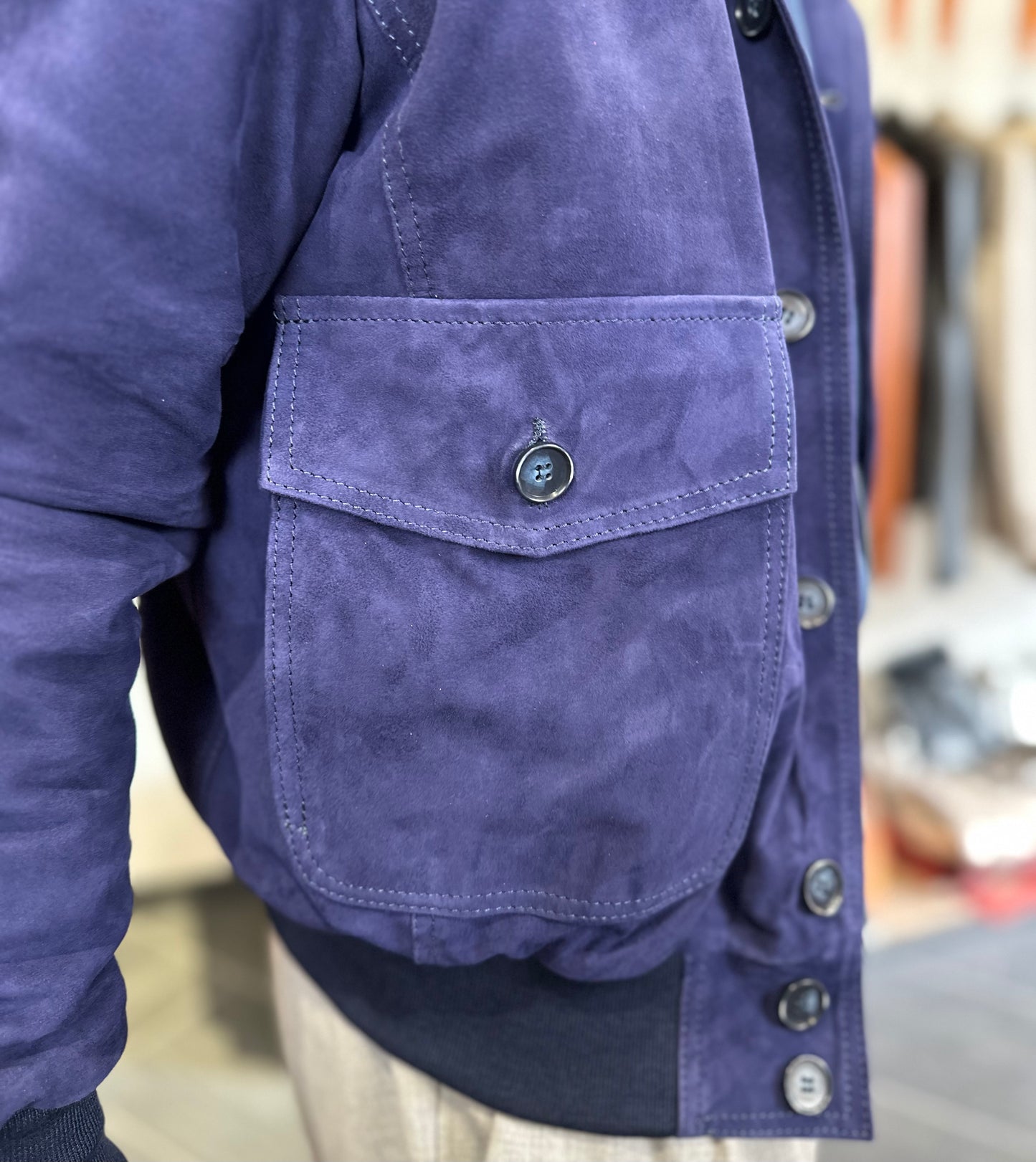 “Brera” in capretto scamosciato Velour Blu