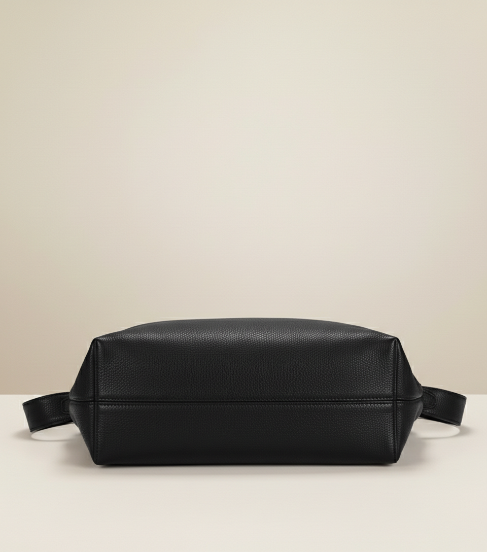 Hobo Bags testa Nera