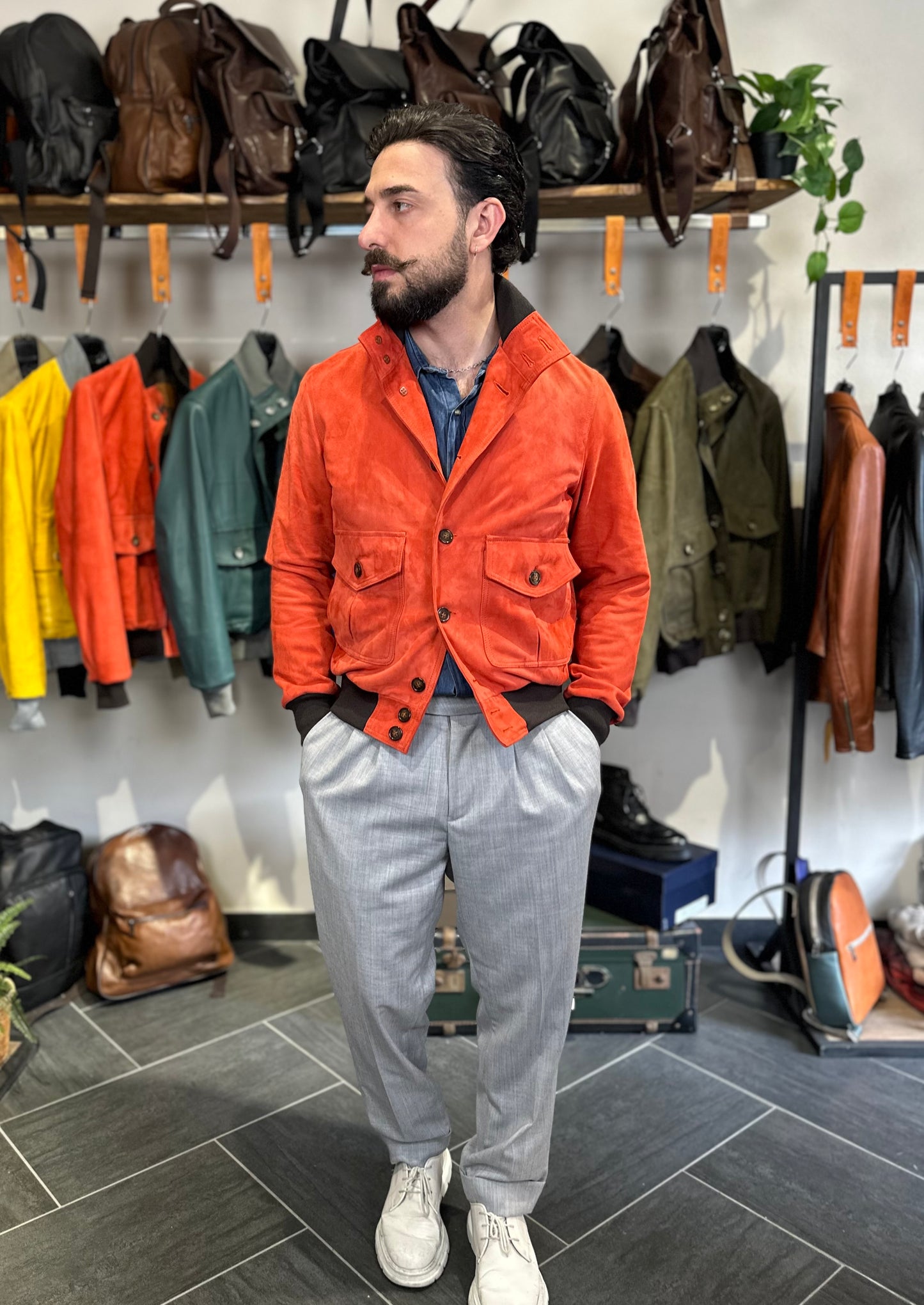 “Brera” in capretto scamosciato Velour Aragosta