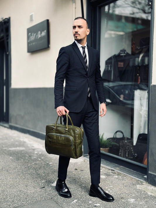 La Borsa Briefcase in Pelle Vegetale Verde Oliva Odriam