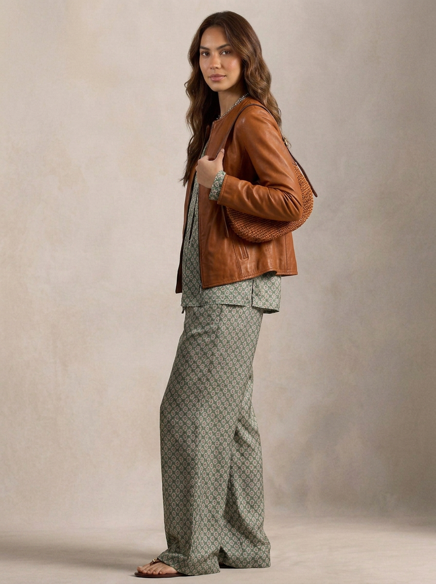 Giacca biker in pelle donna "Perla" — scollato cognac